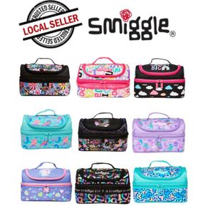 Smiggle minion bag, Bags