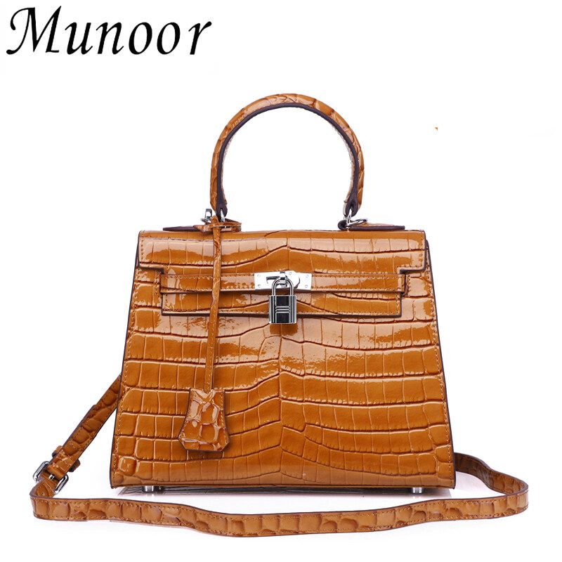 munoor brand