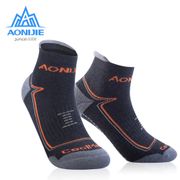 AONIJIE Outdoor Sports Sock Running Athletic Performance Tab Training Cushion Quarter Compression Socks Heel Shield Cycling