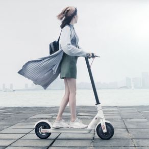 Original XiaoMi MI Mijia Smart Electric scooter Battery Electric Skate Adult Foldable Bike Mini Motor Scooter Steering-wheel