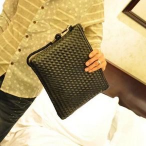 Man bag YSLMY Korean Mens Clutch Men Hand Bag Fashion Clutch Men  LeisureBusiness Clutch IPADBag Black Prices and Specs in Singapore, 10/2023