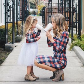 Mother Daughter Dresses New Fashion Family Plaid Clothes Kids Girl Princess Party Dress Mom Children Kids Girls Clothing Outfits
