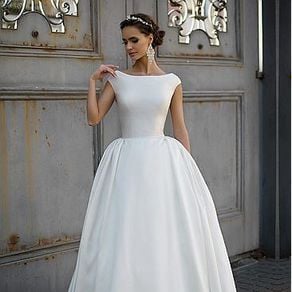 Wedding gowns and deals their prices