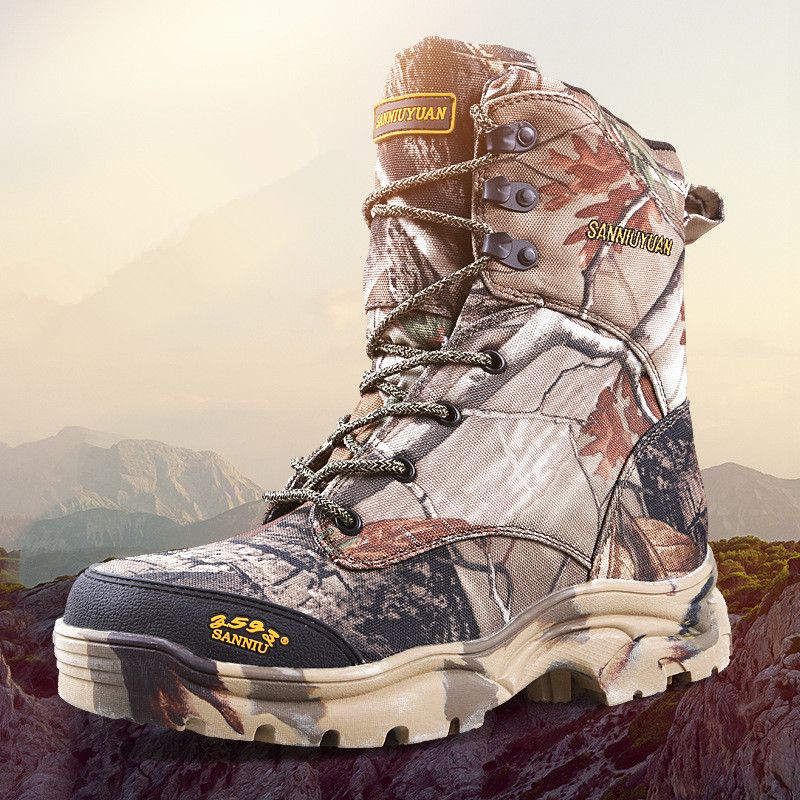 Mens camo hot sale hiking boots